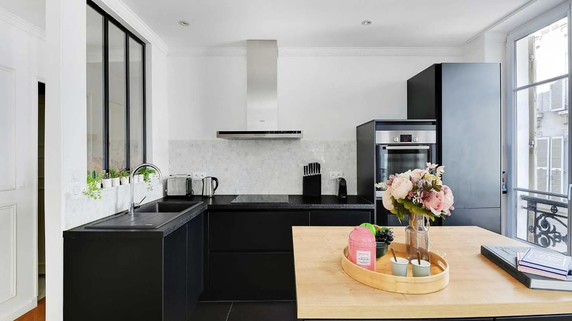 Charming Apt- 2Bd 4P - Saintonge Le Marais Paris Apartment